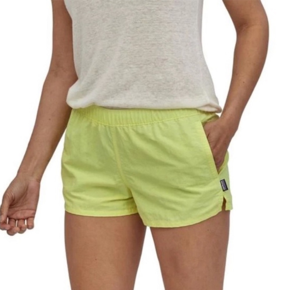 Patagonia - Medium - NWOT - Barley Baggies 2.5” Womens Shorts